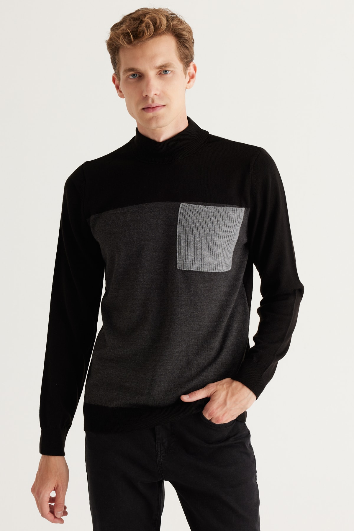 ALTINYILDIZ CLASSICS Men's Black-Anthracite Standard Fit Normal Cut Half Turtleneck Knitwear Sweater
