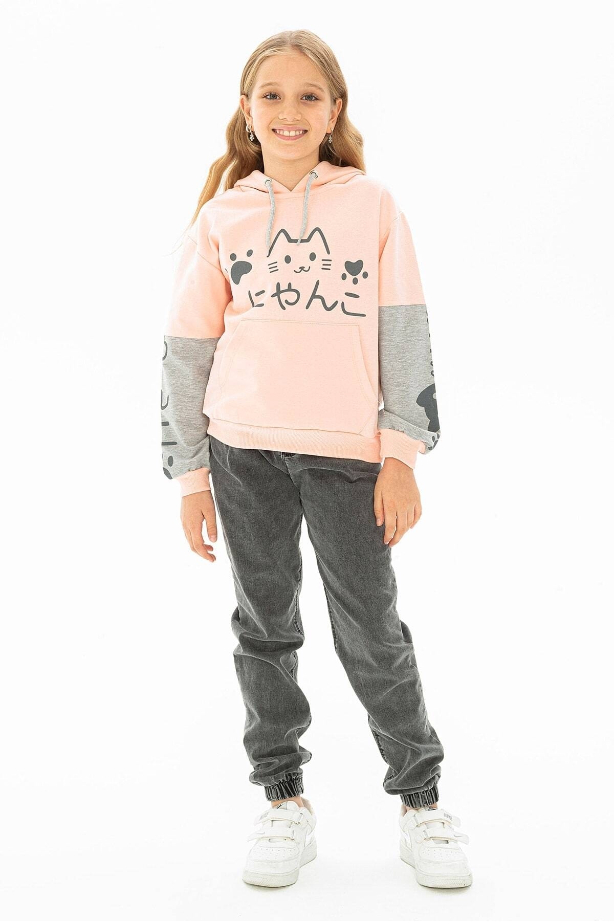 Levně zepkids Girls' Cat Printed Kangaroo Pocket Sweatshirt.