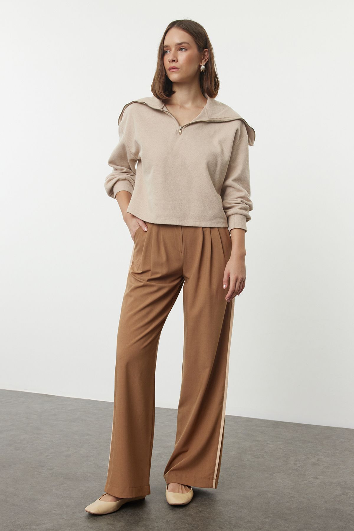 Trendyol Brown Linen Look Wide Leg Woven Trousers with Side Stripe Detail