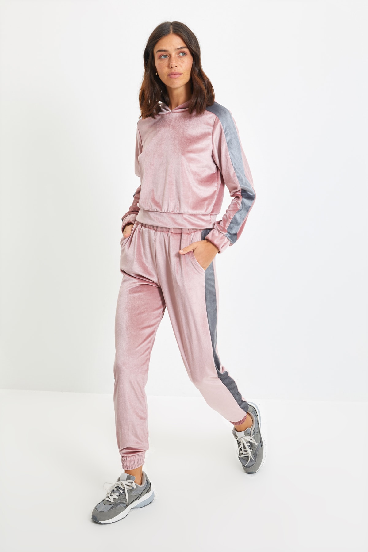 Trendyol Sweatshirt - Rosa - Regular fit
