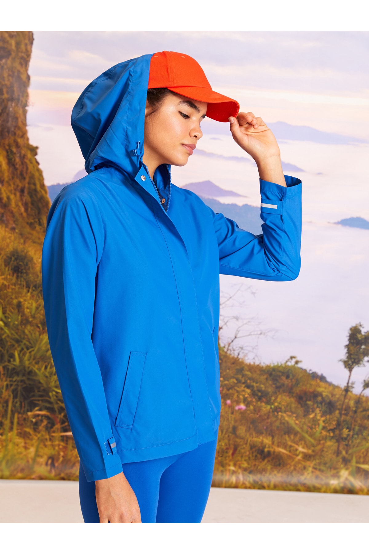 LC Waikiki Women's Hooded Printed Long Sleeve Outdoor Raincoat