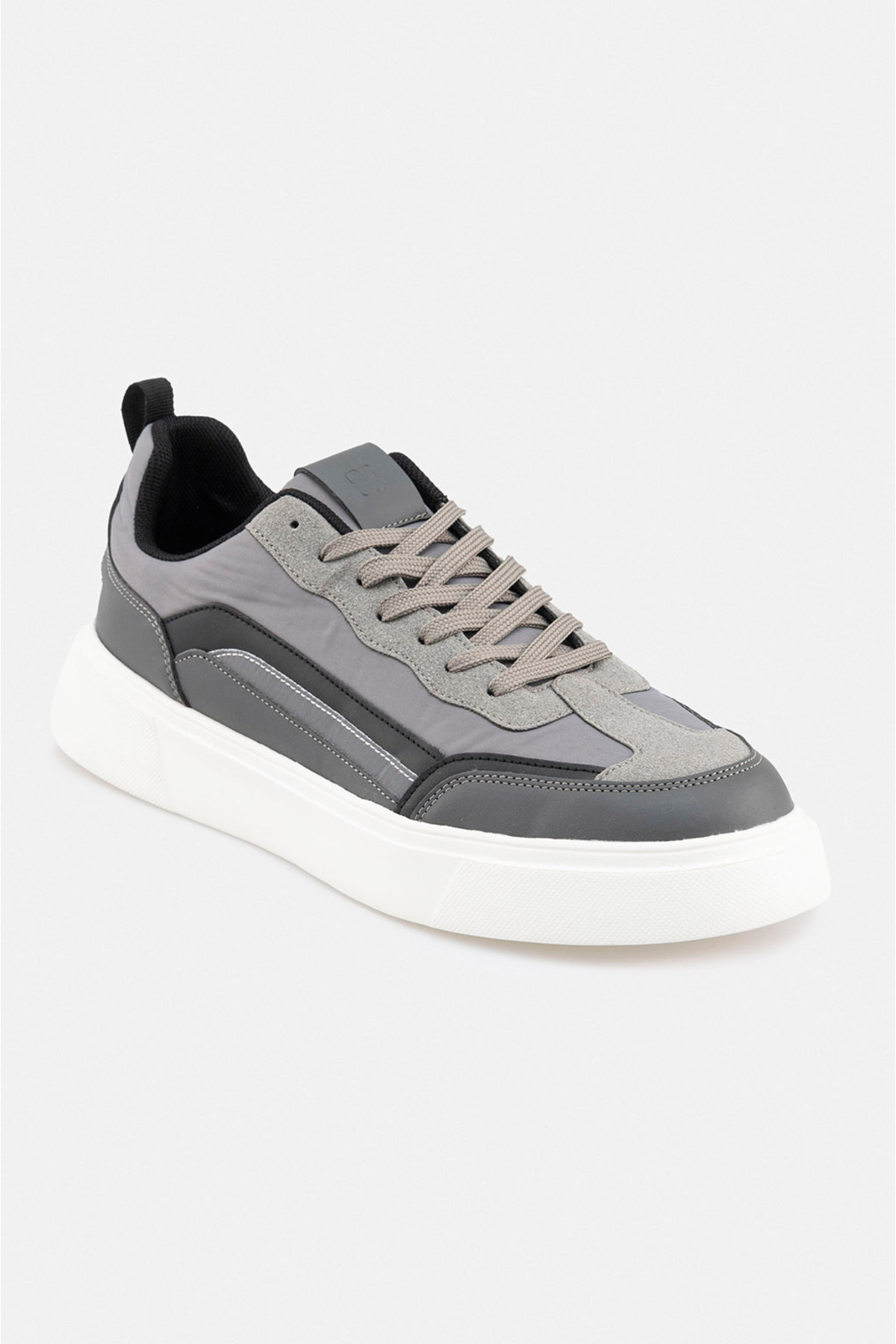 Avva Men's Gray Reflective Flexible Sole Sneaker Shoes