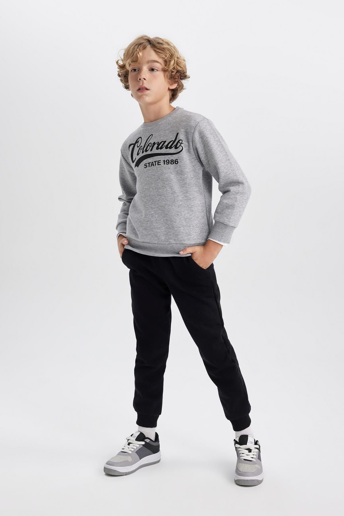 DEFACTO Boy's Printed Sweatshirt Tracksuit Bottoms 2-Piece Set