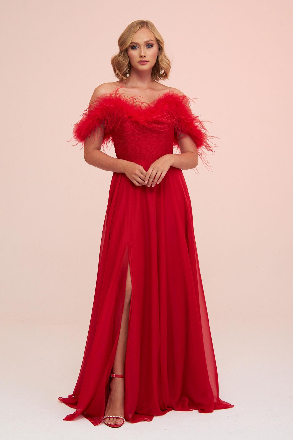 Levně Carmen Red Chiffon Feathered Slit Long Evening Dress