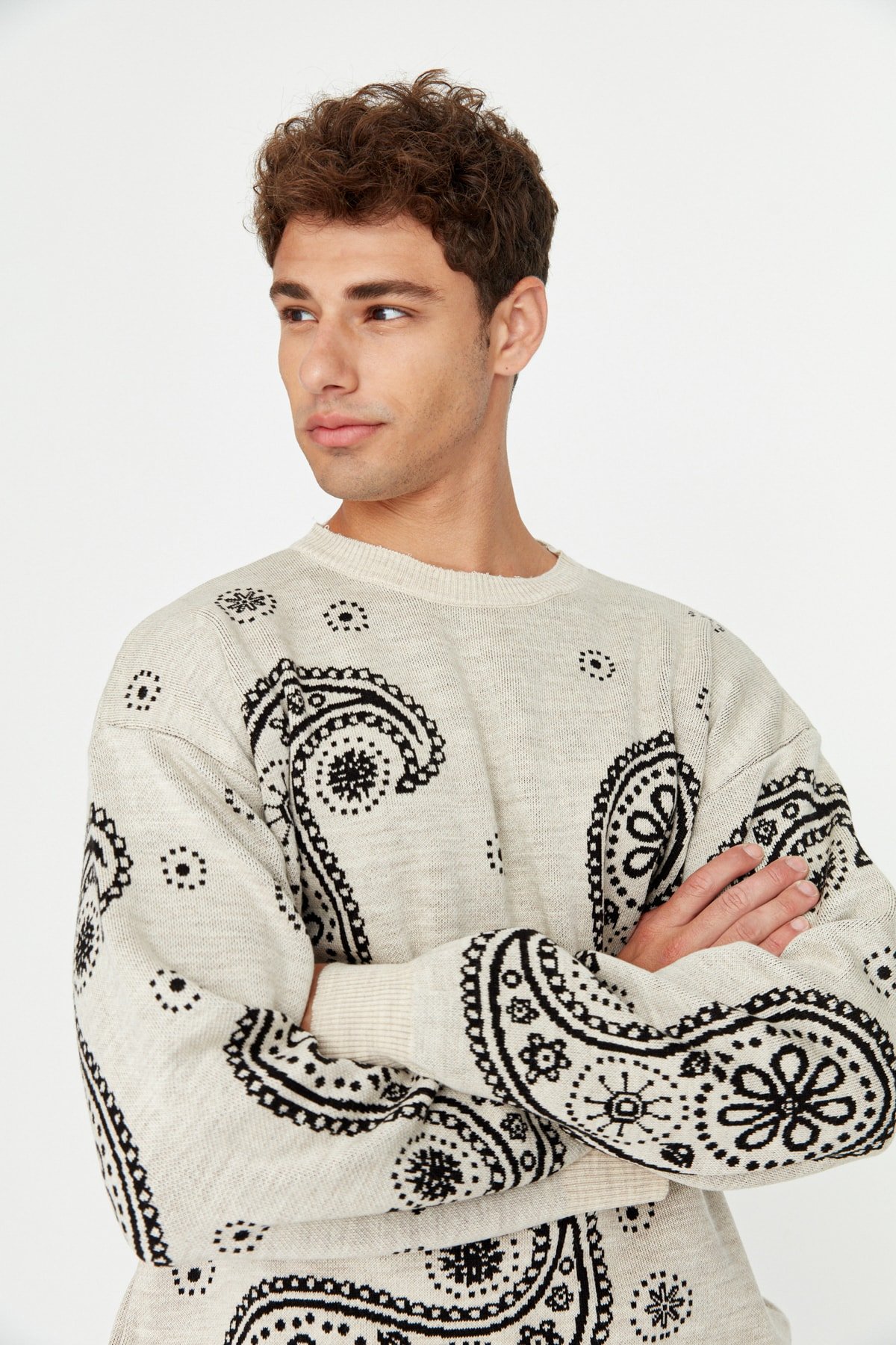 Trendyol Beige Oversize Shawl Patterned Crew Neck Knitwear Sweater