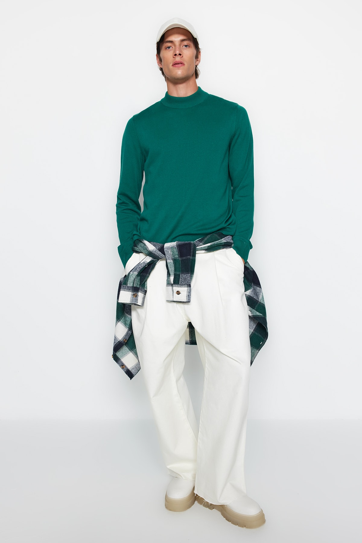 Levně Trendyol Emerald Green Slim Fit Half Turtleneck 100% Cotton Basic Sweater