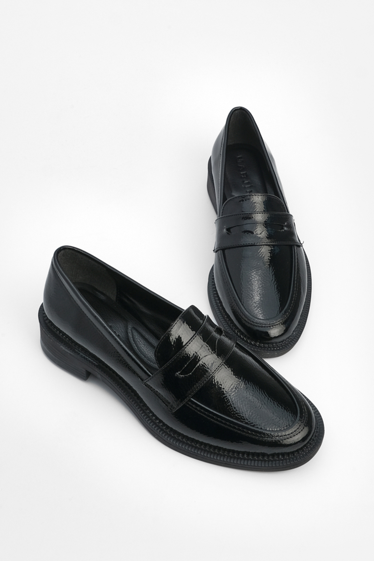 Levně Marjin Celas Black Patent Leather Women's Loafers Casual Shoes