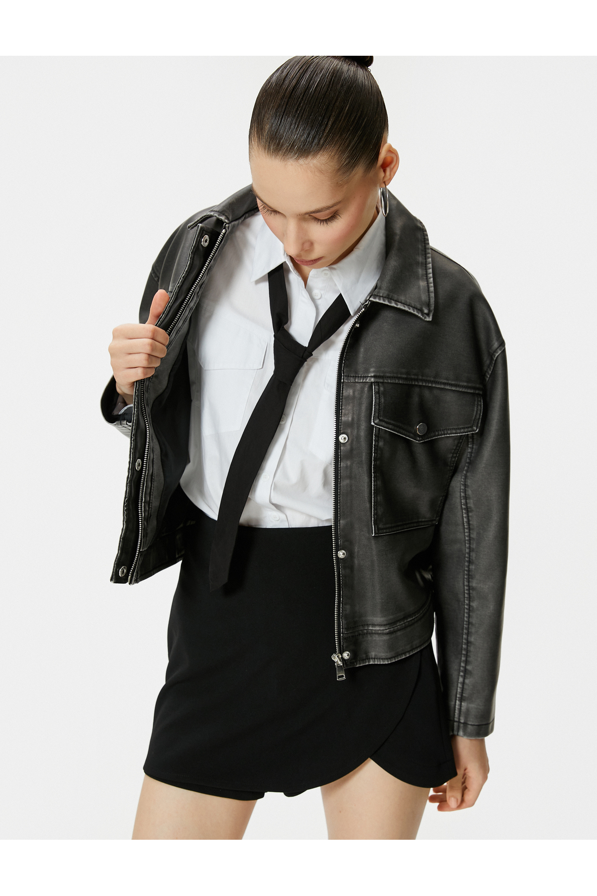 Levně Koton Faux Leather Jacket Worn Look Zippered Shirt Collar With Pocket