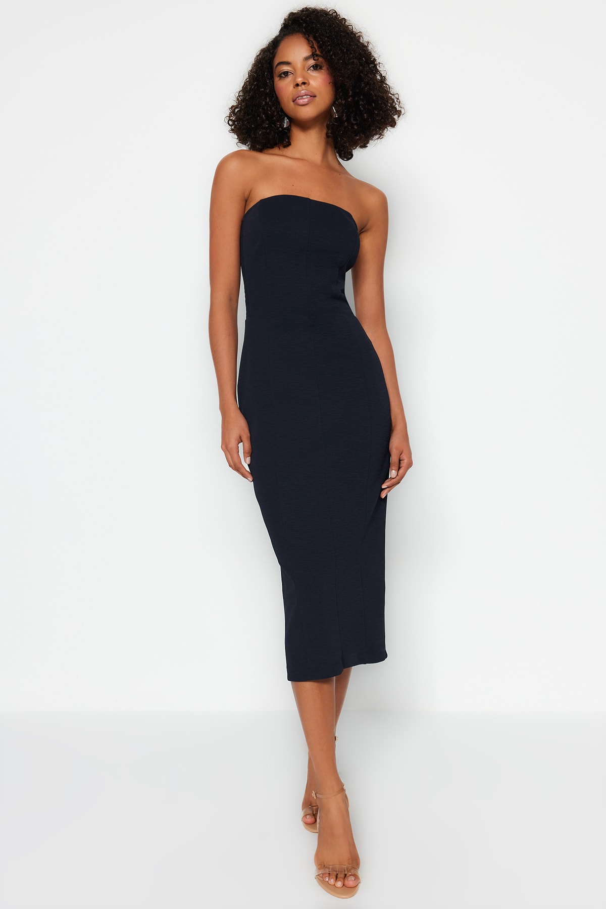 Trendyol Navy Blue Premium Textured Crepe Smart Strapless Gippe Midi Knit Dress