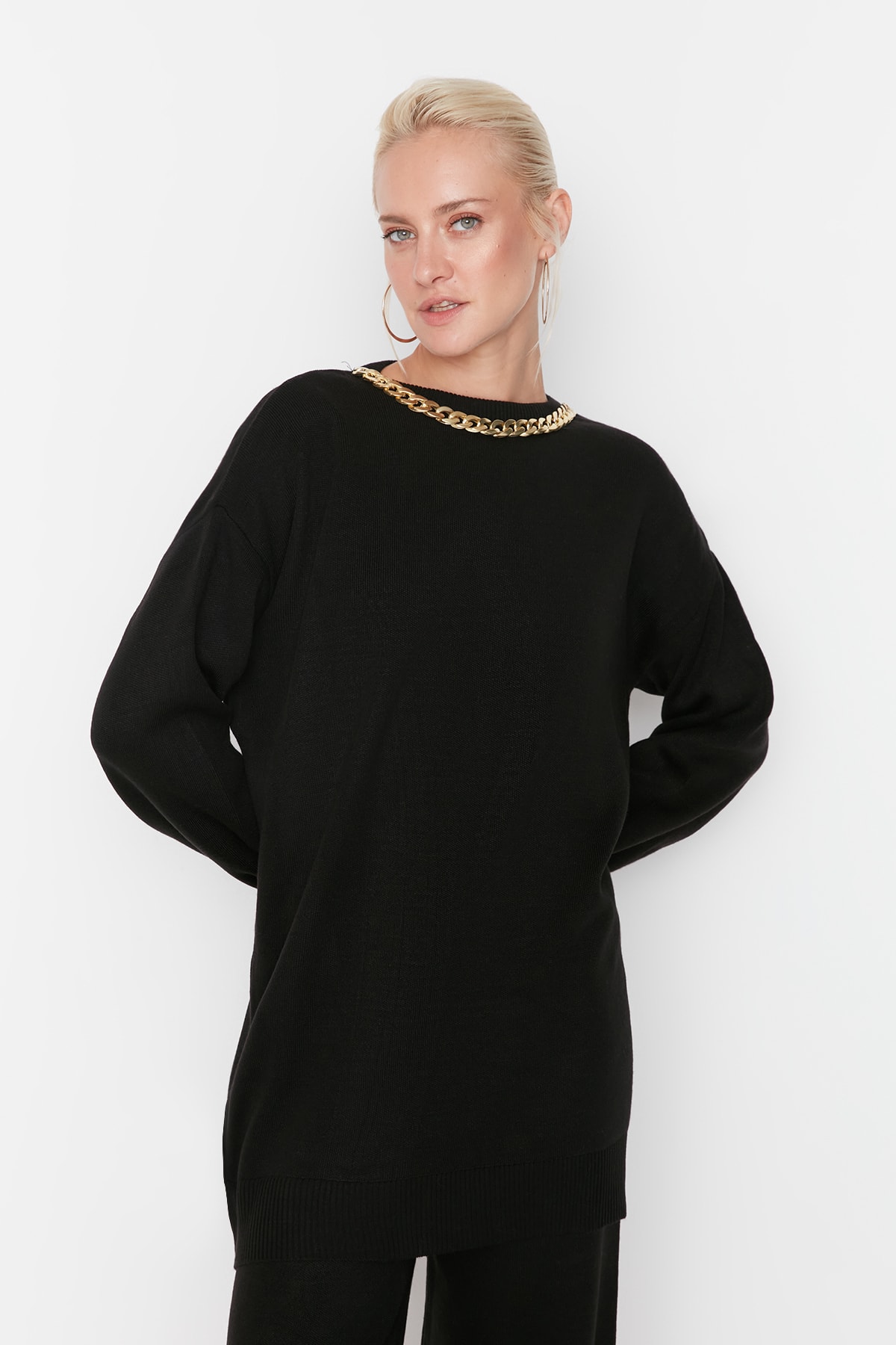Levně Trendyol Black Collar with a Chain Necklace Sweater-Pants, Knitwear Suit