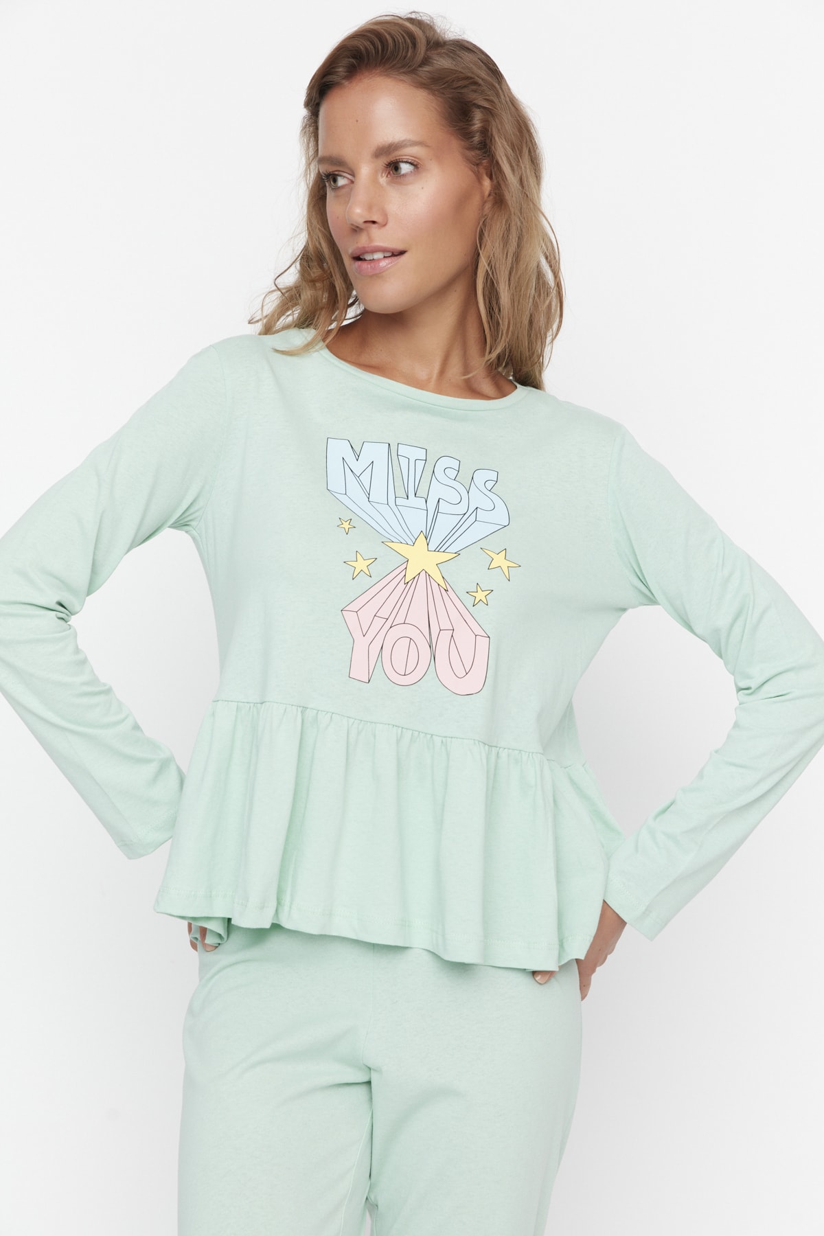 Levně Trendyol Mint Ruffle Detailed Knitted Pajamas Set