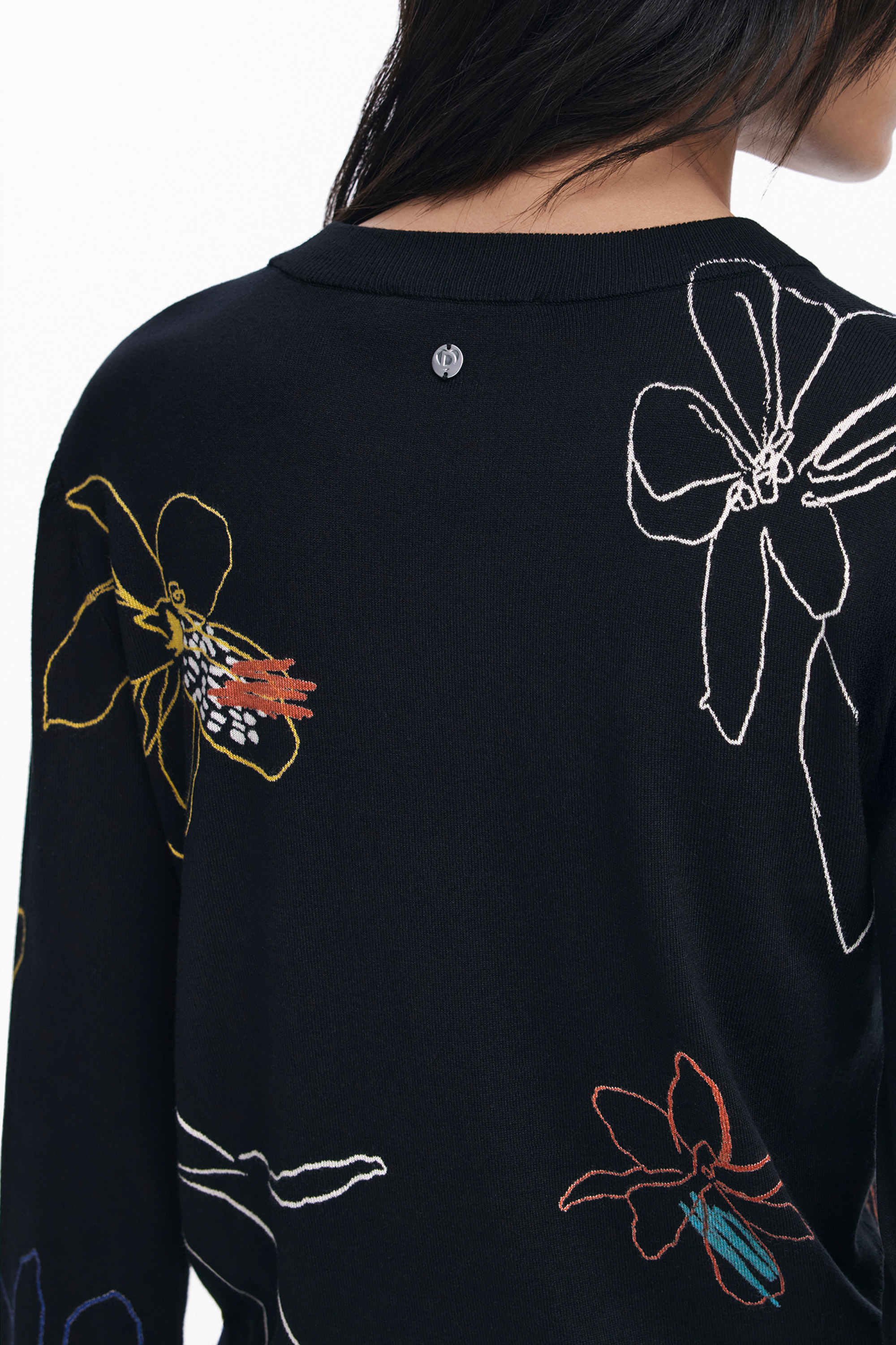 Pulover cu model pentru femei