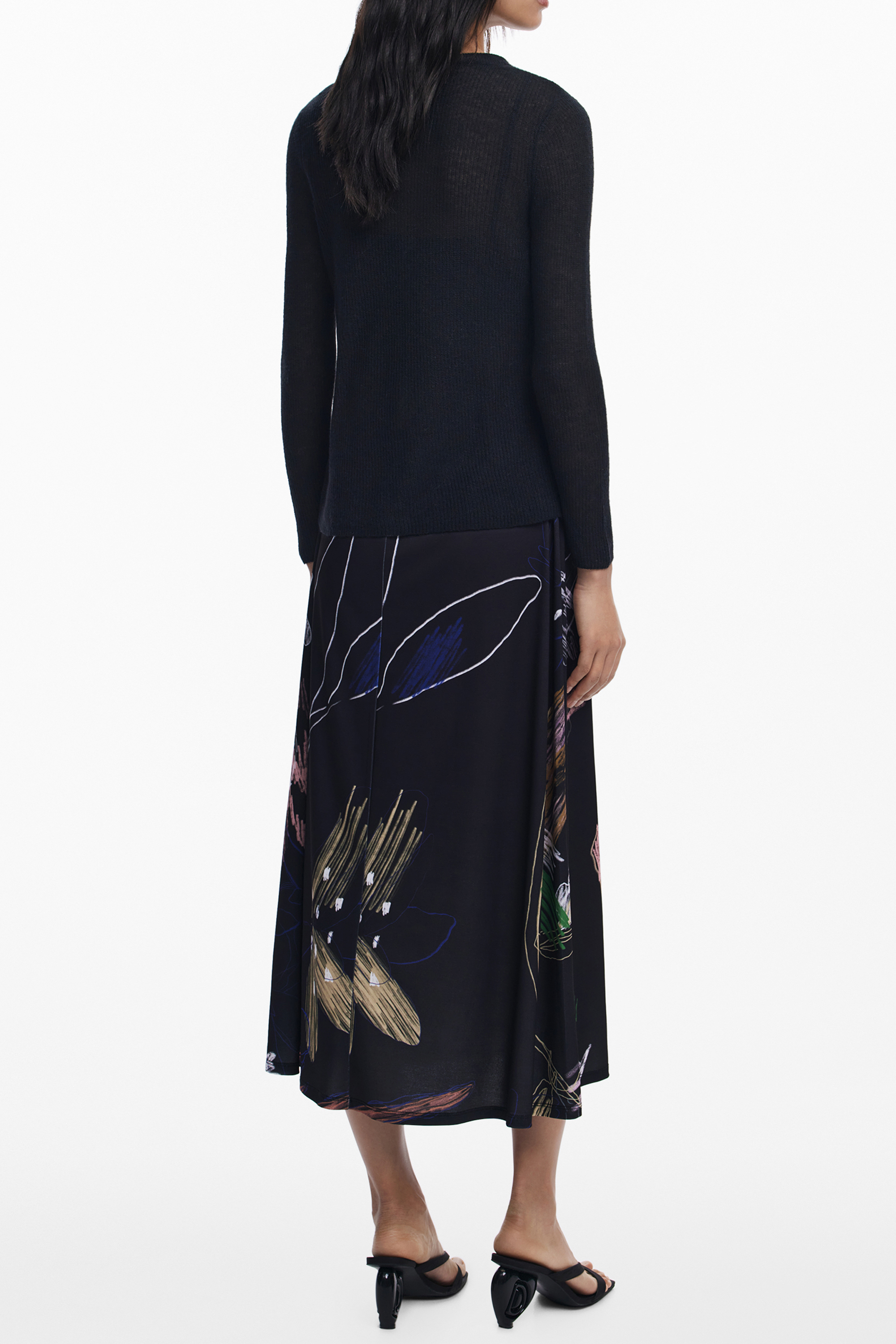 Pulover negru cu mânecă lungă