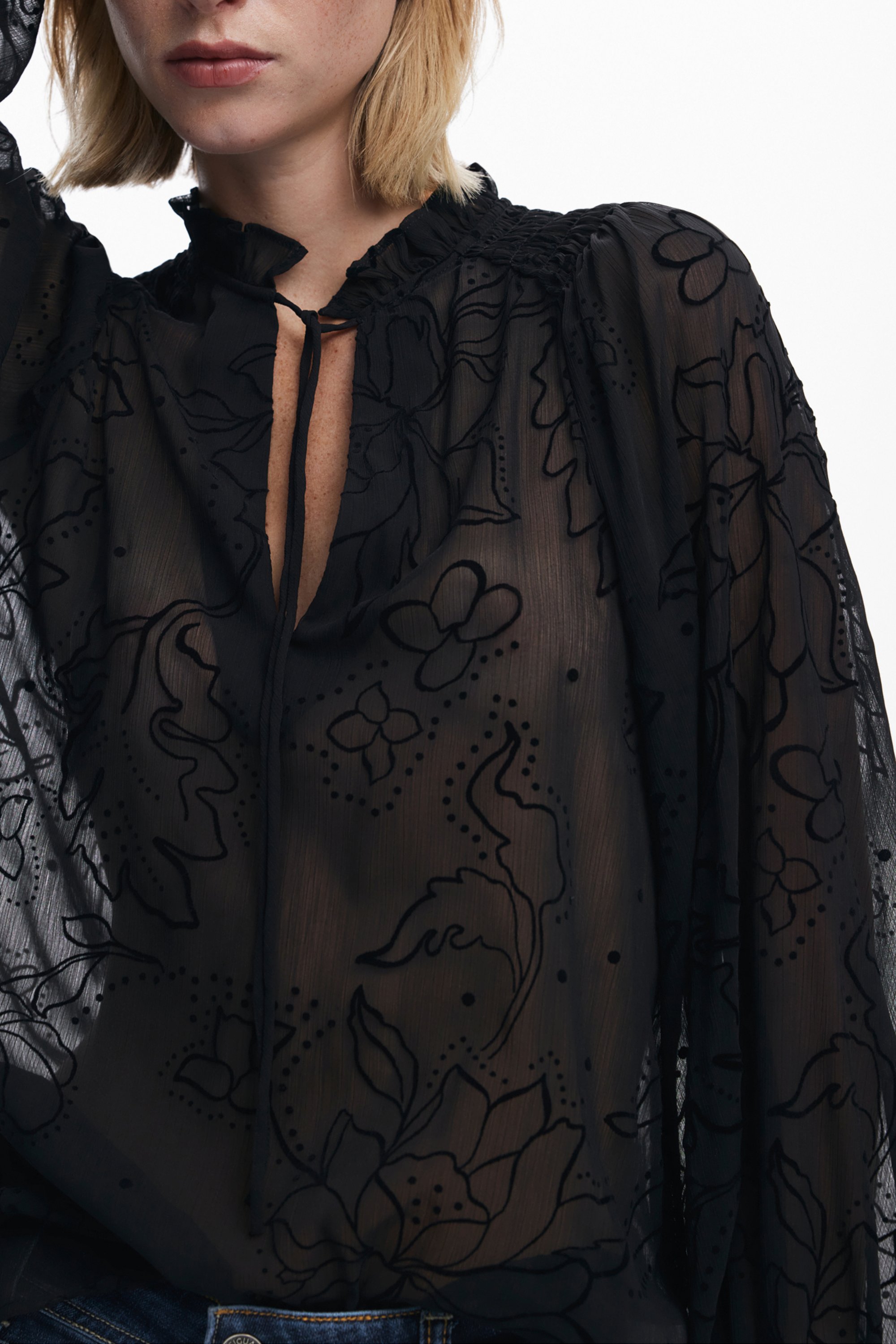 Bluză neagră pentru femei Desigual cu mâneci lungi