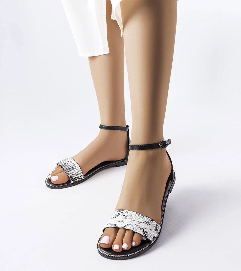 Gemre Flat Black Sandals Ducharme