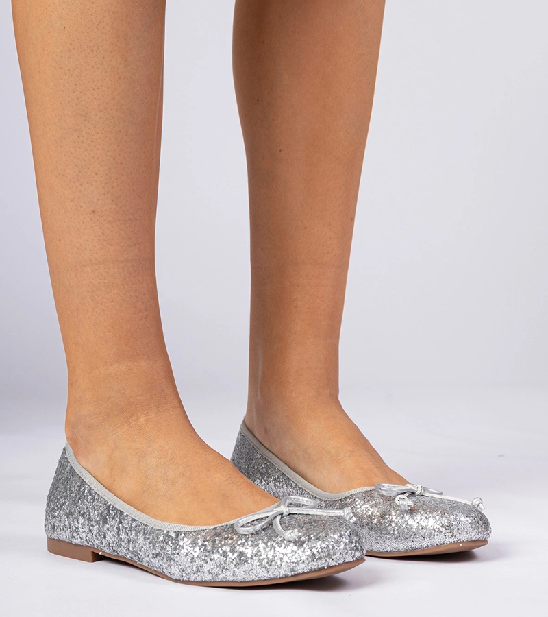 Gemre Balerini argintii de damă cu sclipici și fundiță Vellas