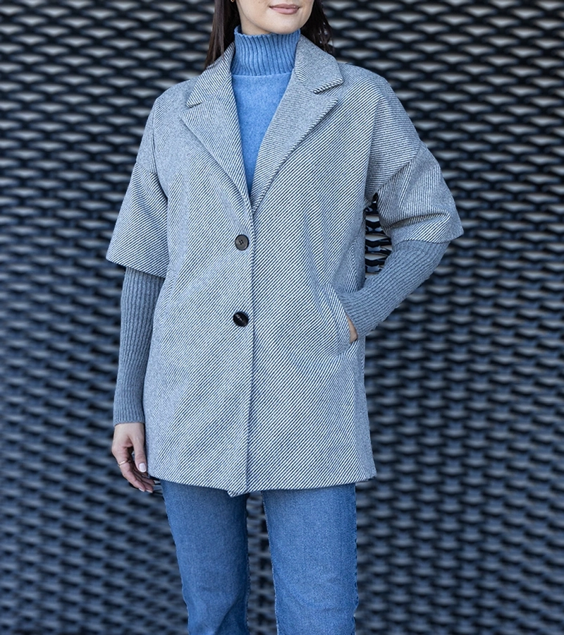 Gemre Gray coat with sweater sleeves Sameha