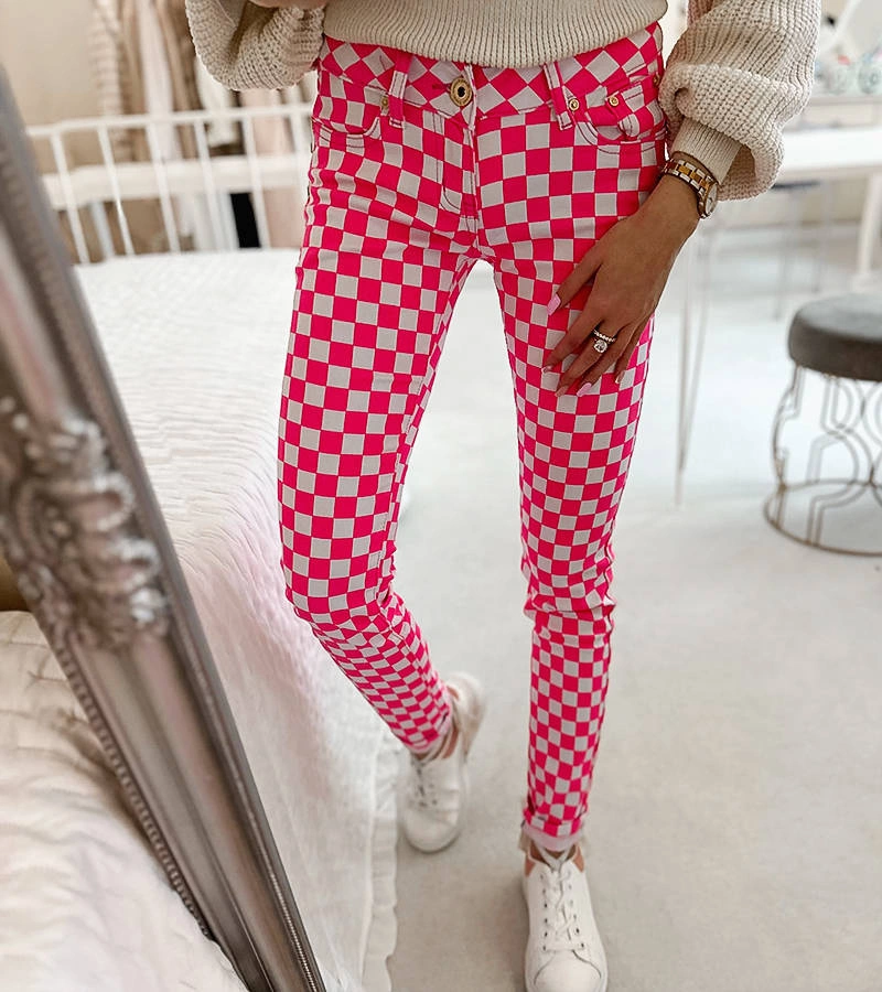 Gemre Pantaloni din țesătură cu carouri roz Bler