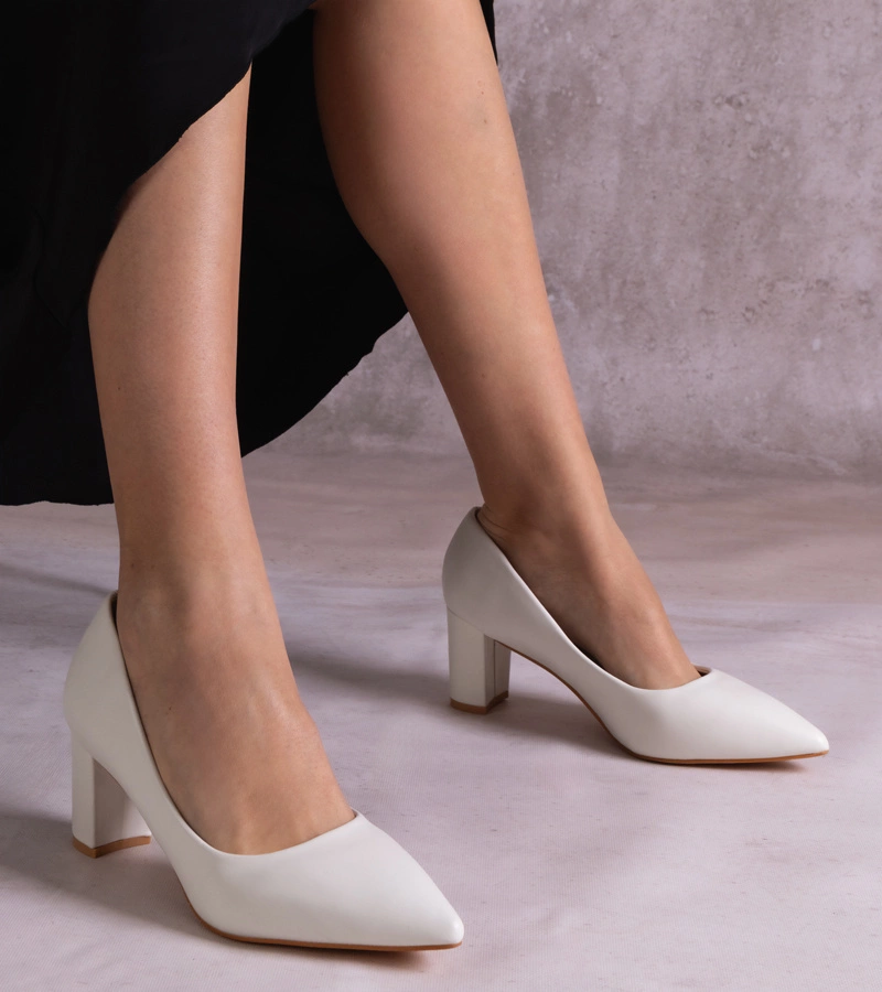 Gemre Pantofi cu toc gros albi Tunia