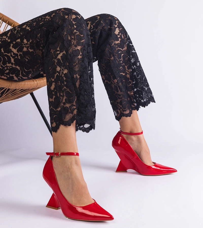 Gemre Pantofi roșii lăcuiți pe pană Florianda