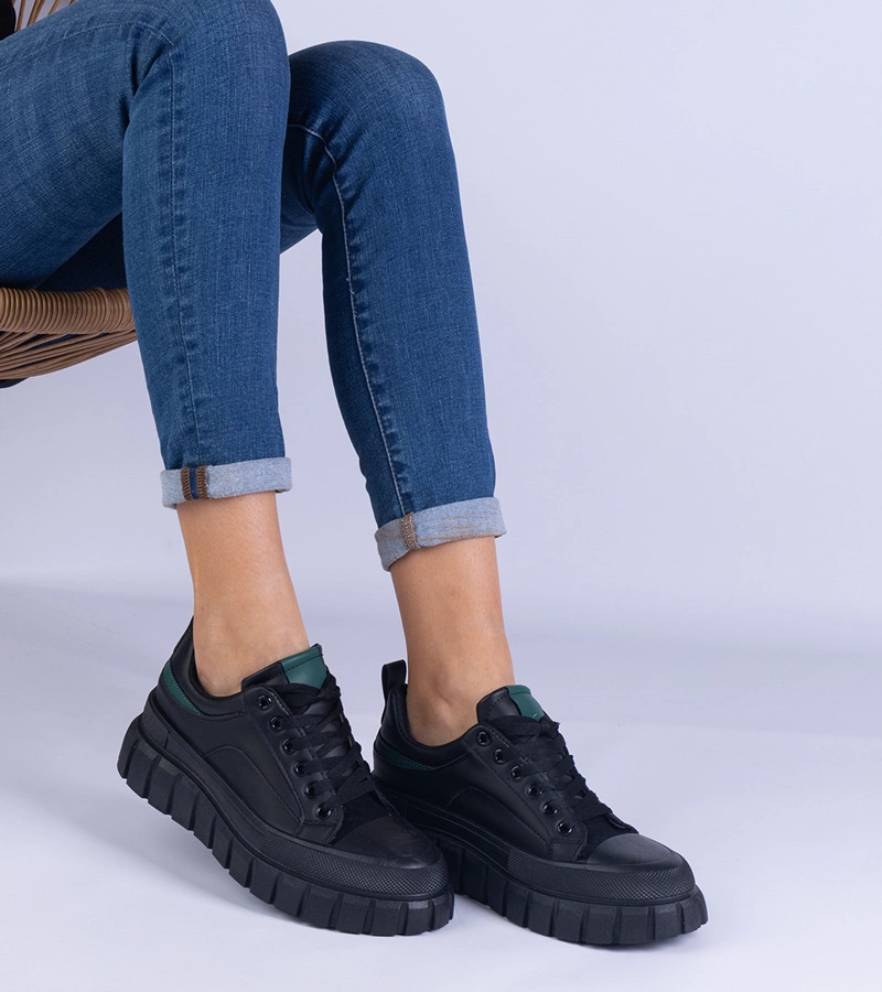 Gemre Black women's high platform sneakers Nerada
