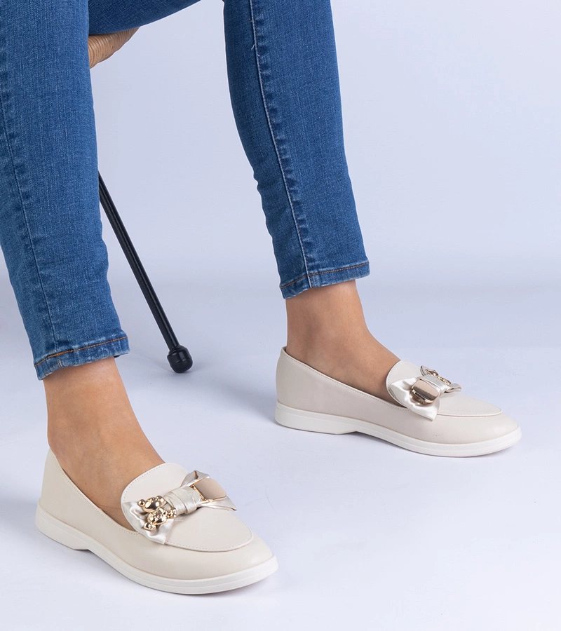 Gemre Mocasini bej cu fundiță și ursuleț auriu Nensi