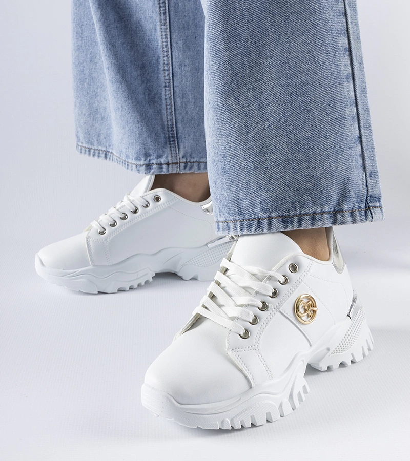 Gemre White trainers Justar