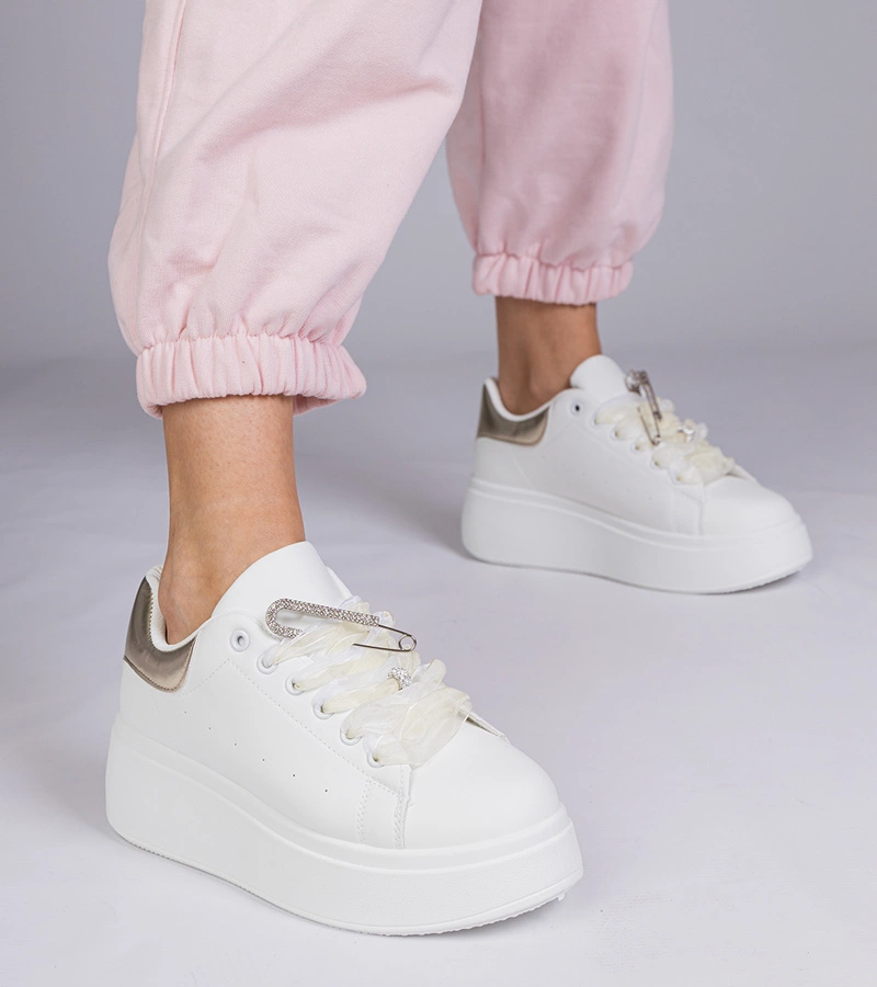 Gemre Adidași albi cu inserție aurie și toc cu zirconii Floura