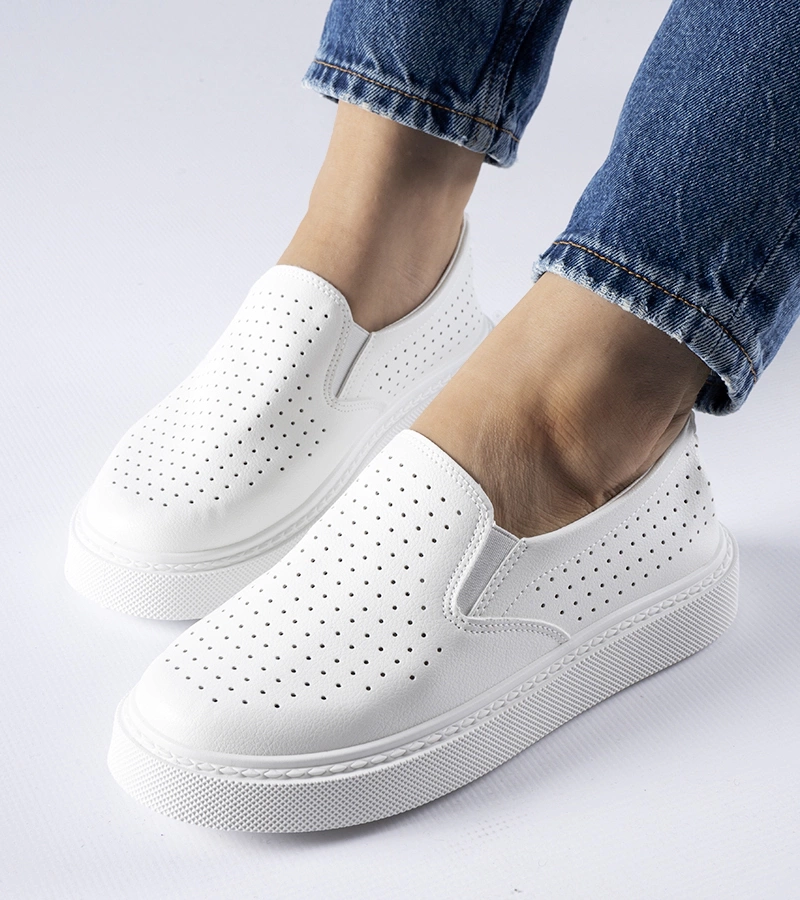 Gemre White perforated sneakers Fulda