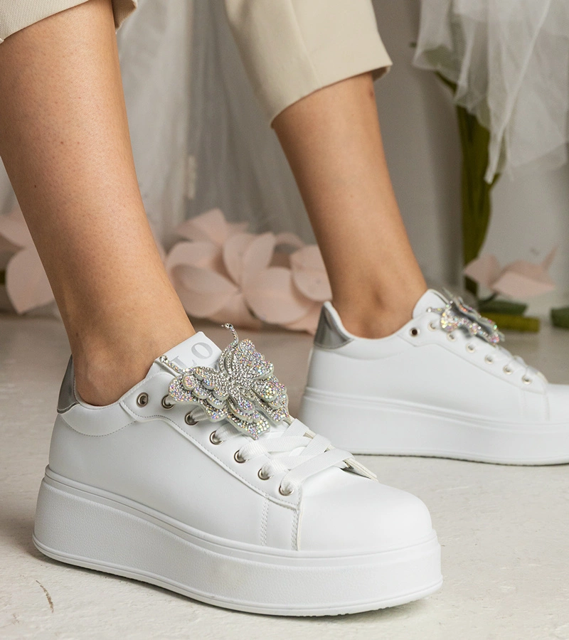 Gemre Adidași alb-argintii decorați cu fluturaș cu zirconii Kariba