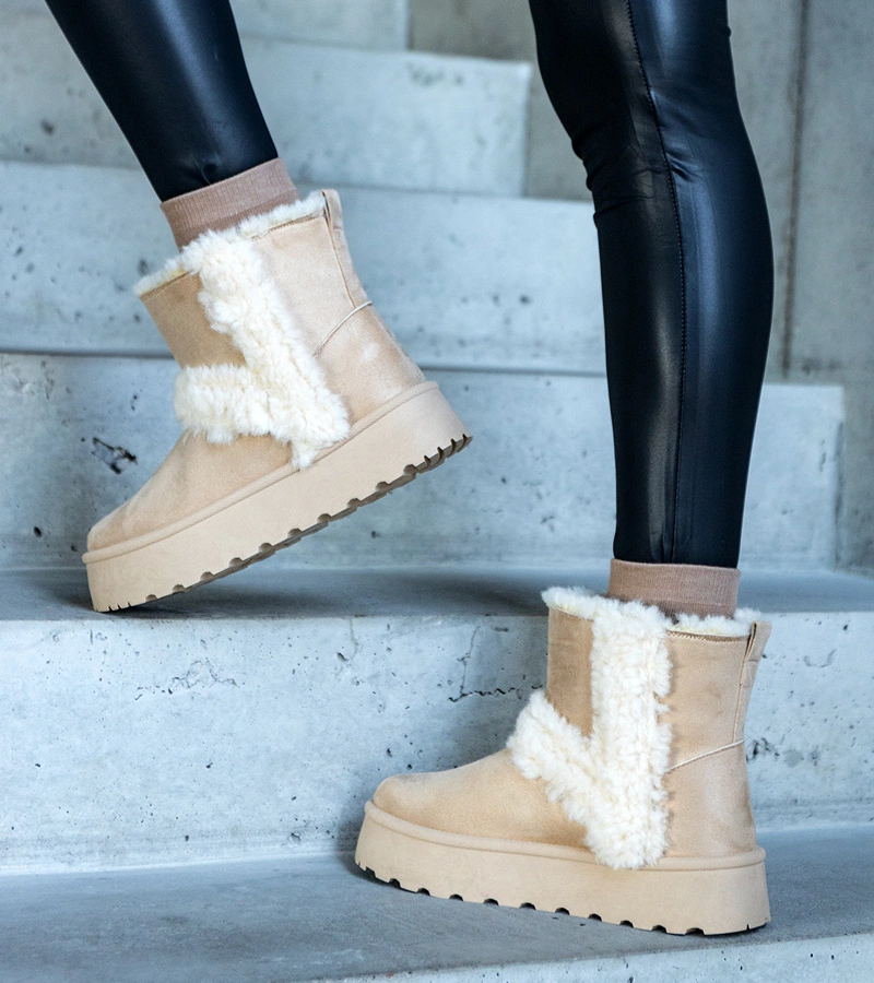 Gemre Beige eco-suede platform snow boots Peters