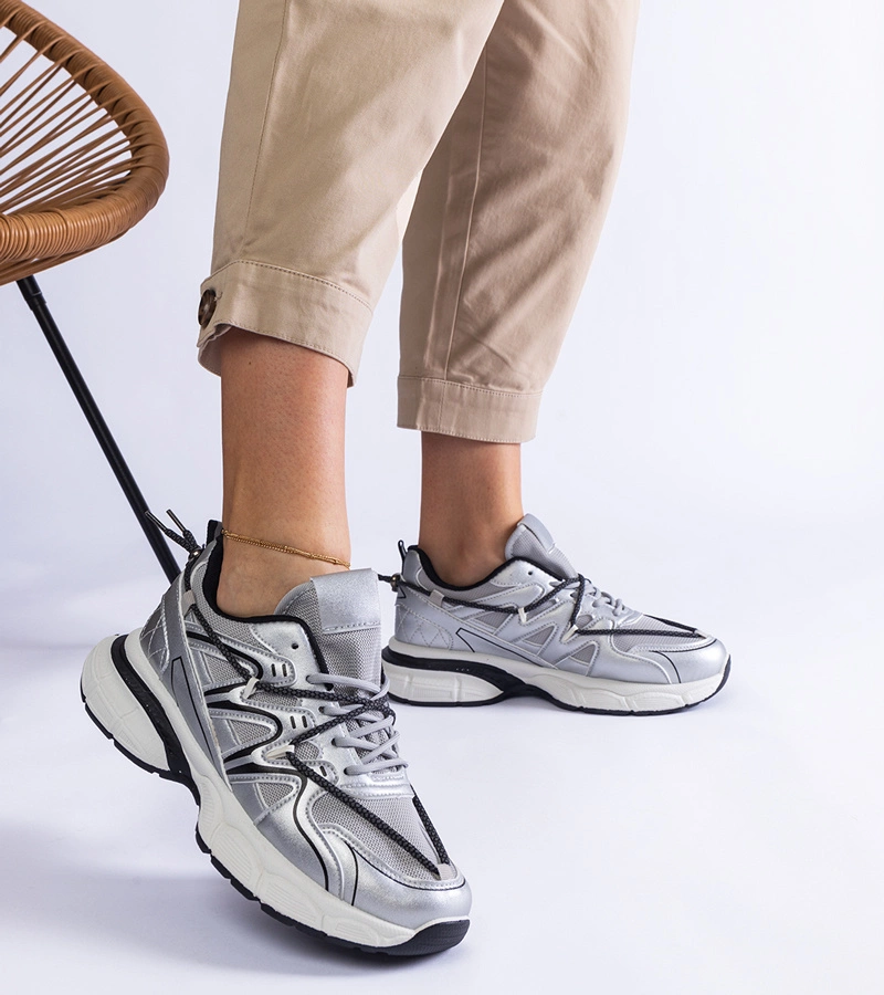 Gemre Adidași de damă argintii cu talpă masivă Colunga