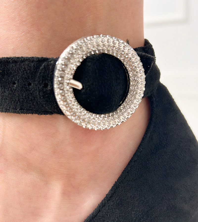 marka niezdefiniowana Pantofi negri cu toc gros, cataramă și cristale Vellus