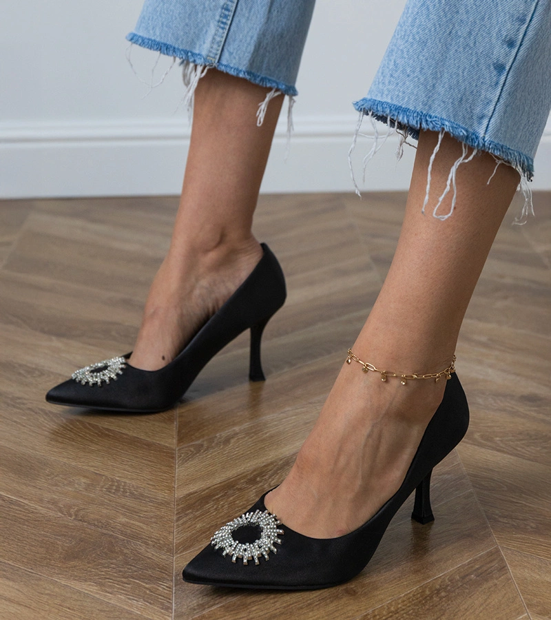 Gemre Black satin pumps with rhinestones Bellira