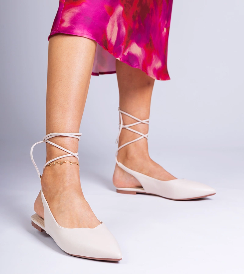 Gemre Pantofi bej cu toc jos din piele ecologică Terry