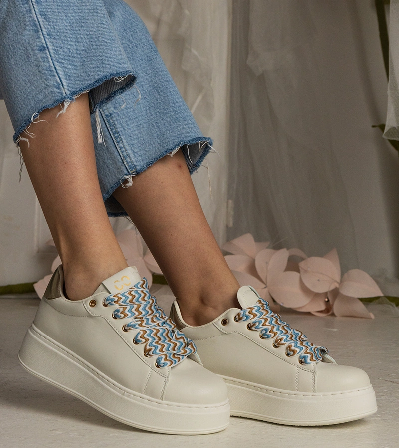 Gemre Adidași bej pentru femei cu șireturi masive Kessa