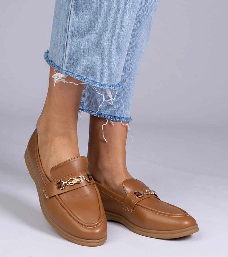 Gemre Mocasini maro închis cu ornament auriu Feola