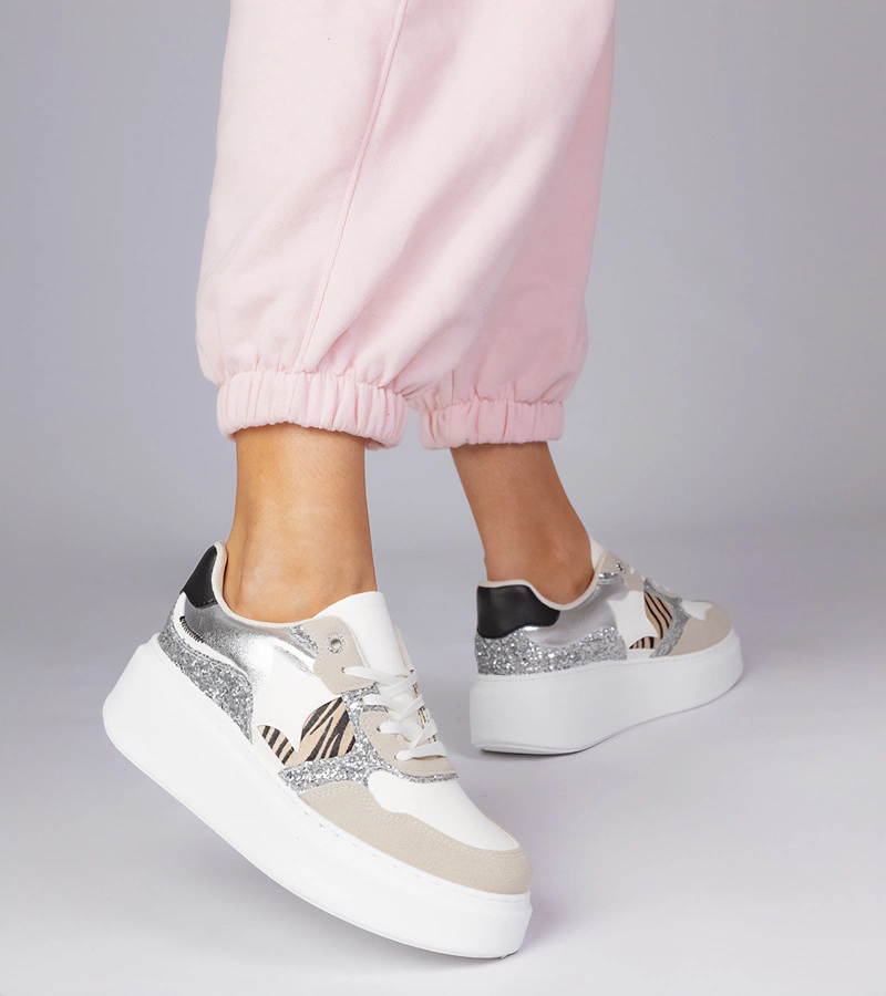 Gemre Adidași bej cu sclipici și imprimeu animal Bertula