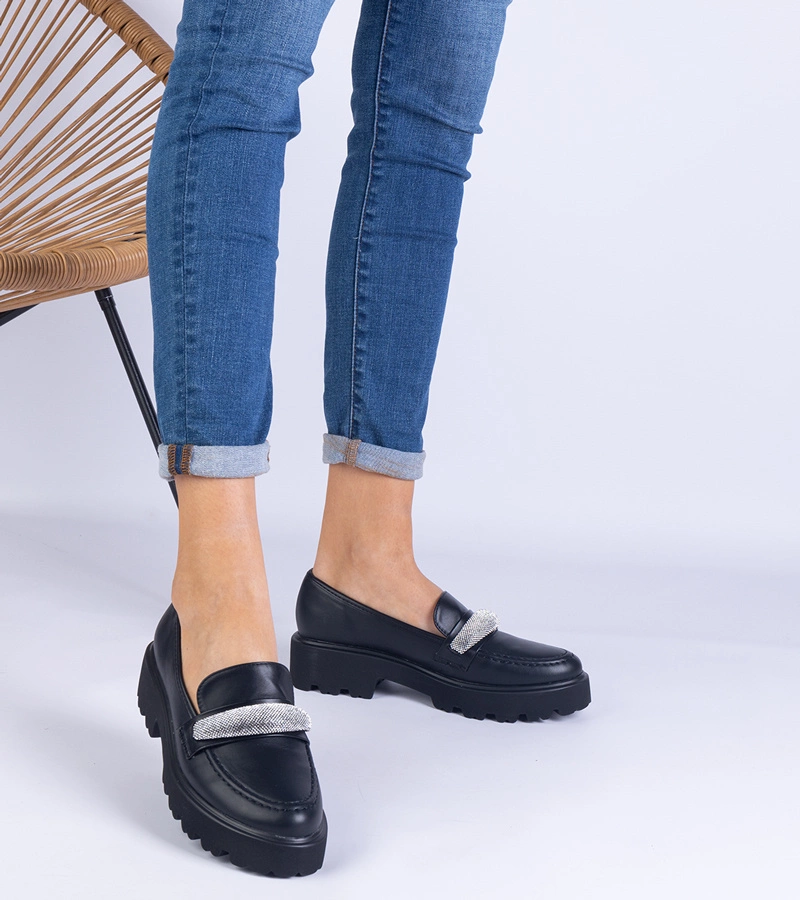 Gemre Pantofi de damă negri Talentino decorați cu pietre prețioase