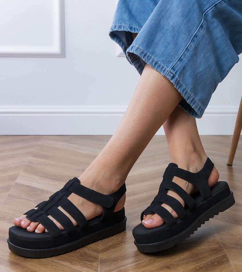 Gemre Sandale negre gladiator pe platformă Hartos