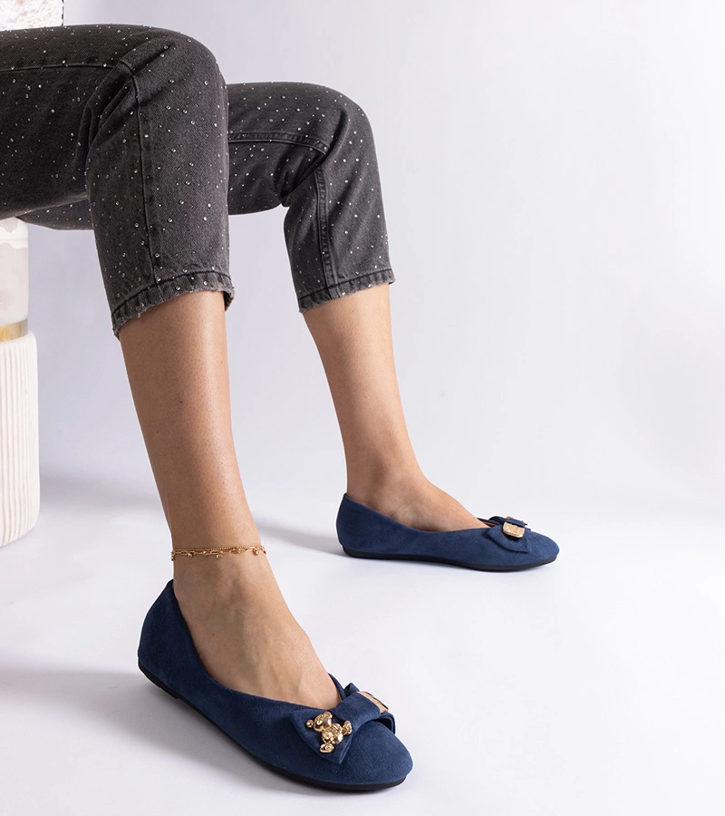 Gemre Balerini bleumarin decorați cu fundiță și broșă Esdras