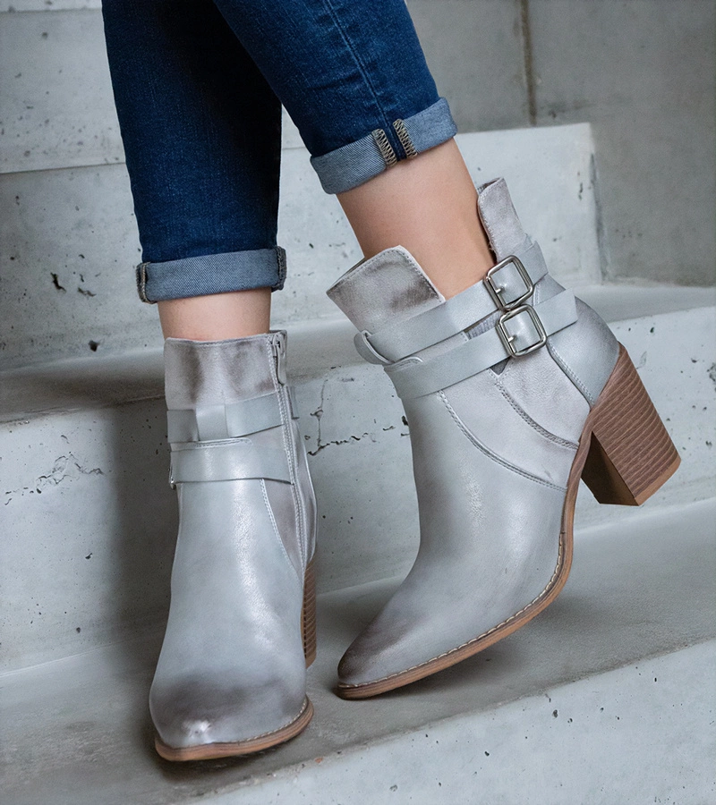 Gemre Black cowboy boots on the block heel Abigail