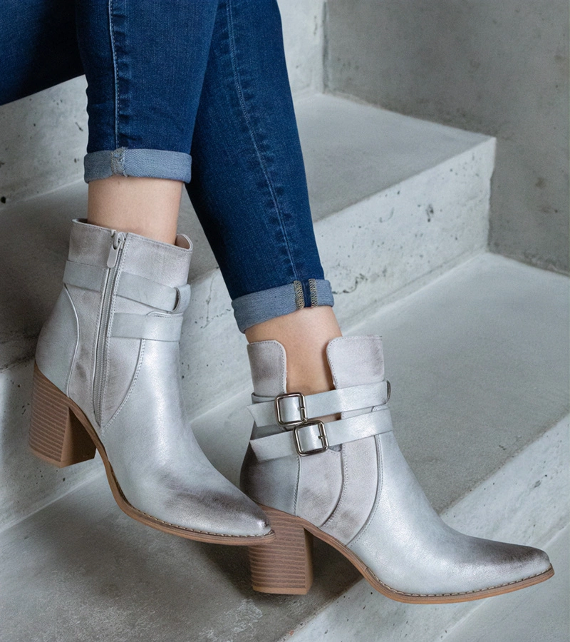 Gemre Black cowboy boots on the block heel Abigail
