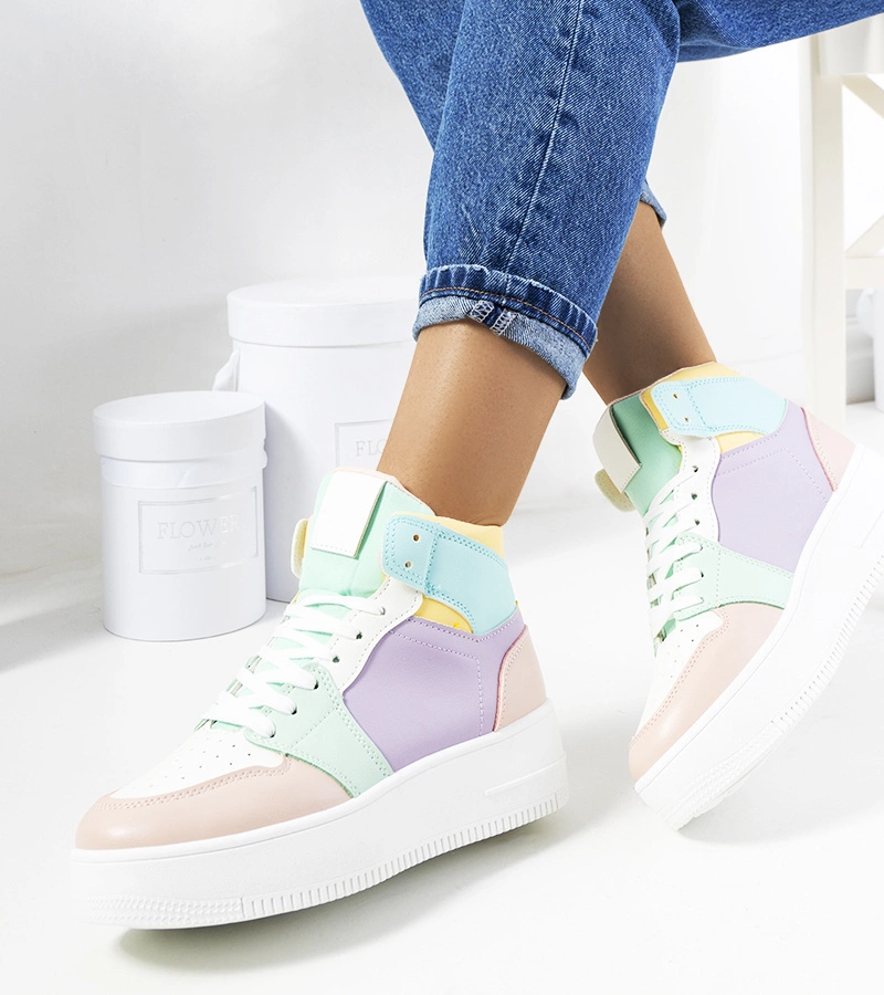Gemre White trainers Justar