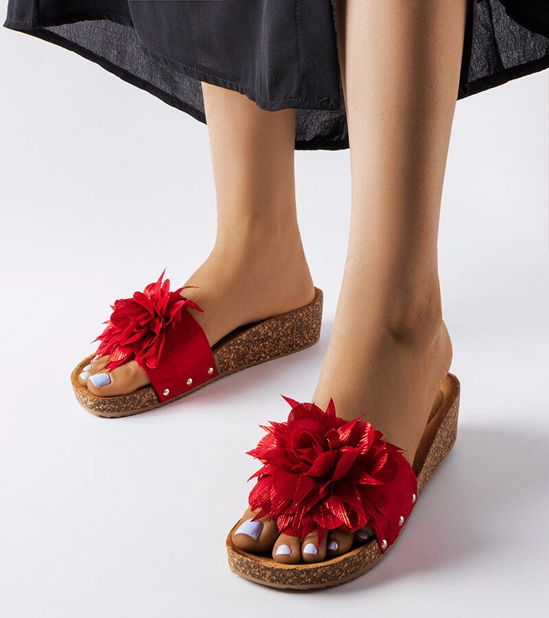 Gemre Șlapi roșii cu flori și talpă de plută de Anjali