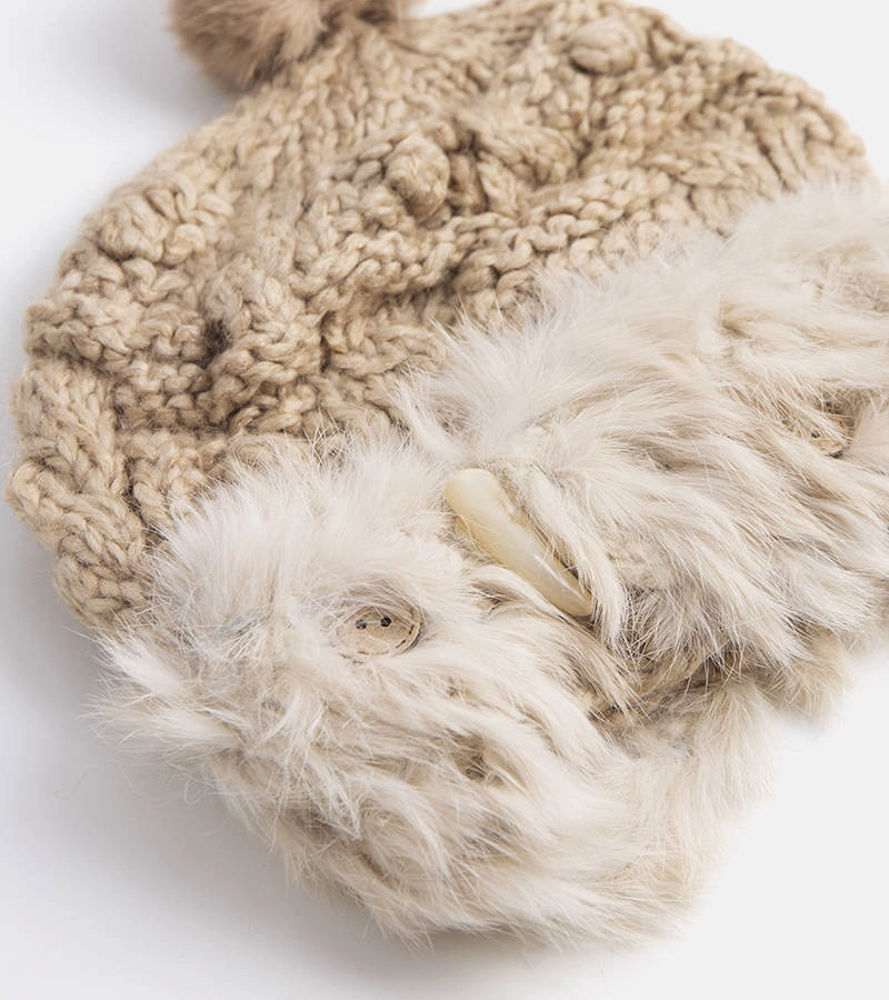 Gemre Brown hat with fur Danna