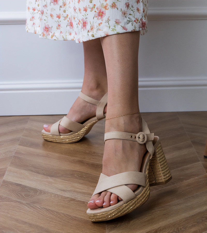 Gemre Beige block heel strap sandals Luwes
