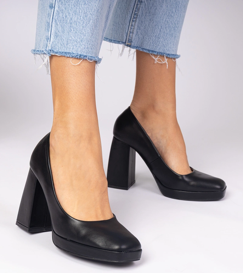 Gemre Pantofi negri cu toc gros și vârf pătrat Irenois