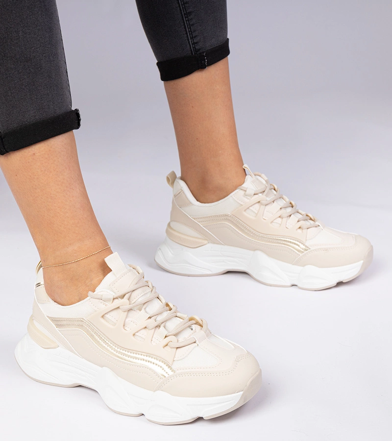 Gemre Adidași bej pentru femei cu detaliu auriu Kella