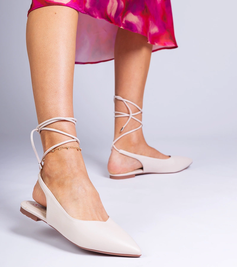 Gemre Pantofi bej cu toc jos din piele ecologică Terry